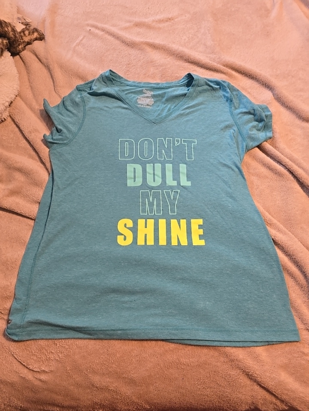 050326 Danskin Now Semi Fitted Womens "Don't Dull My Shine" Shirt Size . Large 1